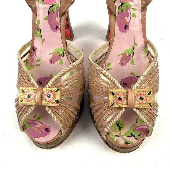Betsey Johnson Jaya Heels 7.5 Barbiecore Pale Pink Floral Shoes Wood Platform - Picture 3 of 11